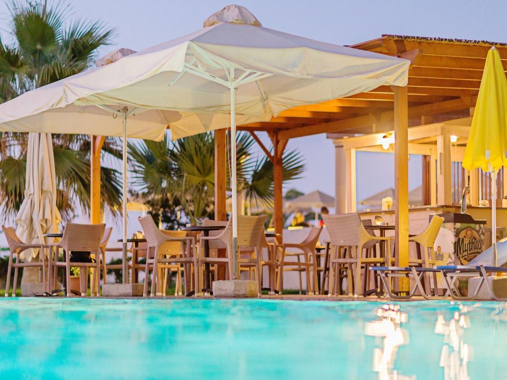 Ilian Beach & Apartments Rethymno  Exterior photo
