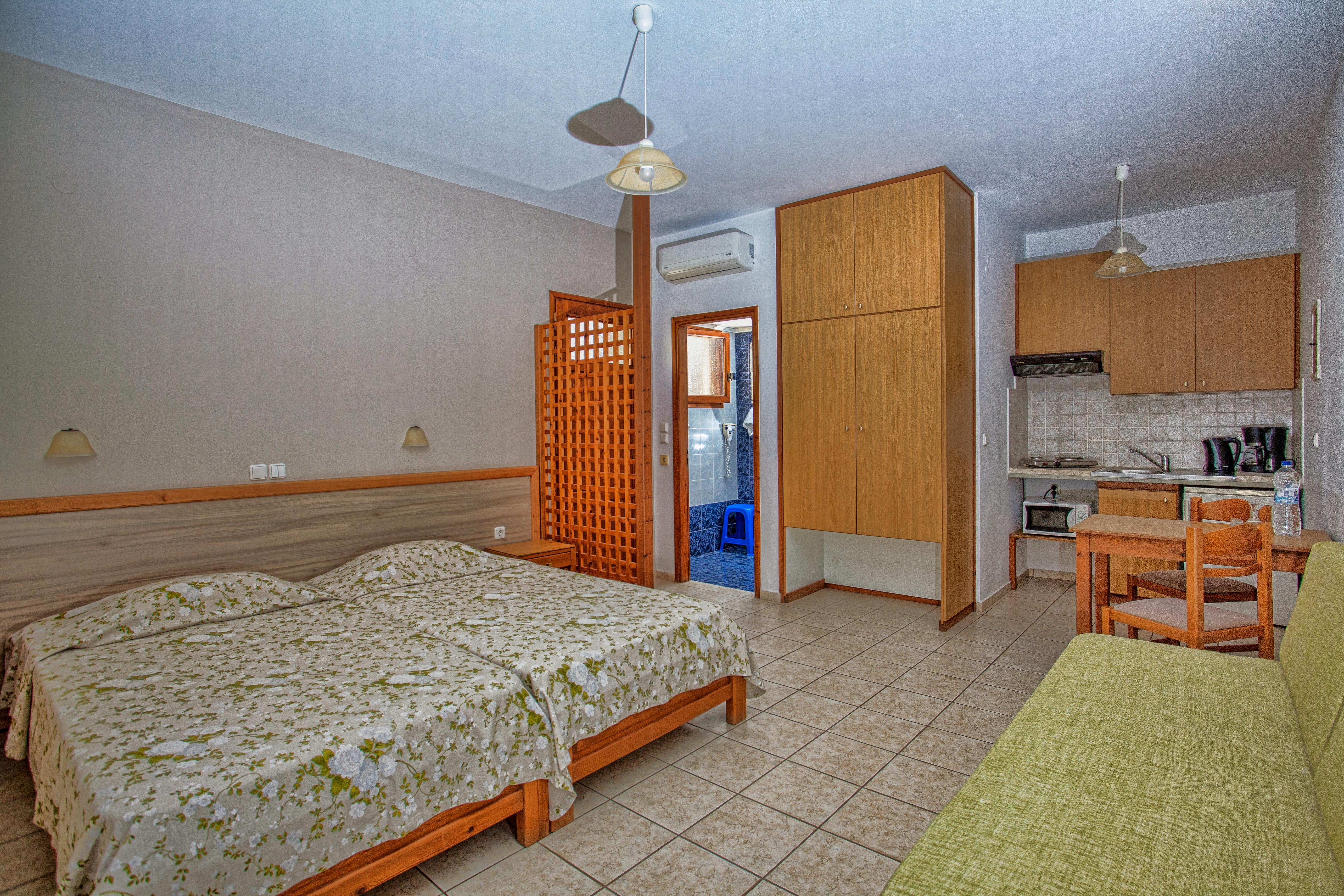 Ilian Beach & Apartments Rethymno  Exterior photo