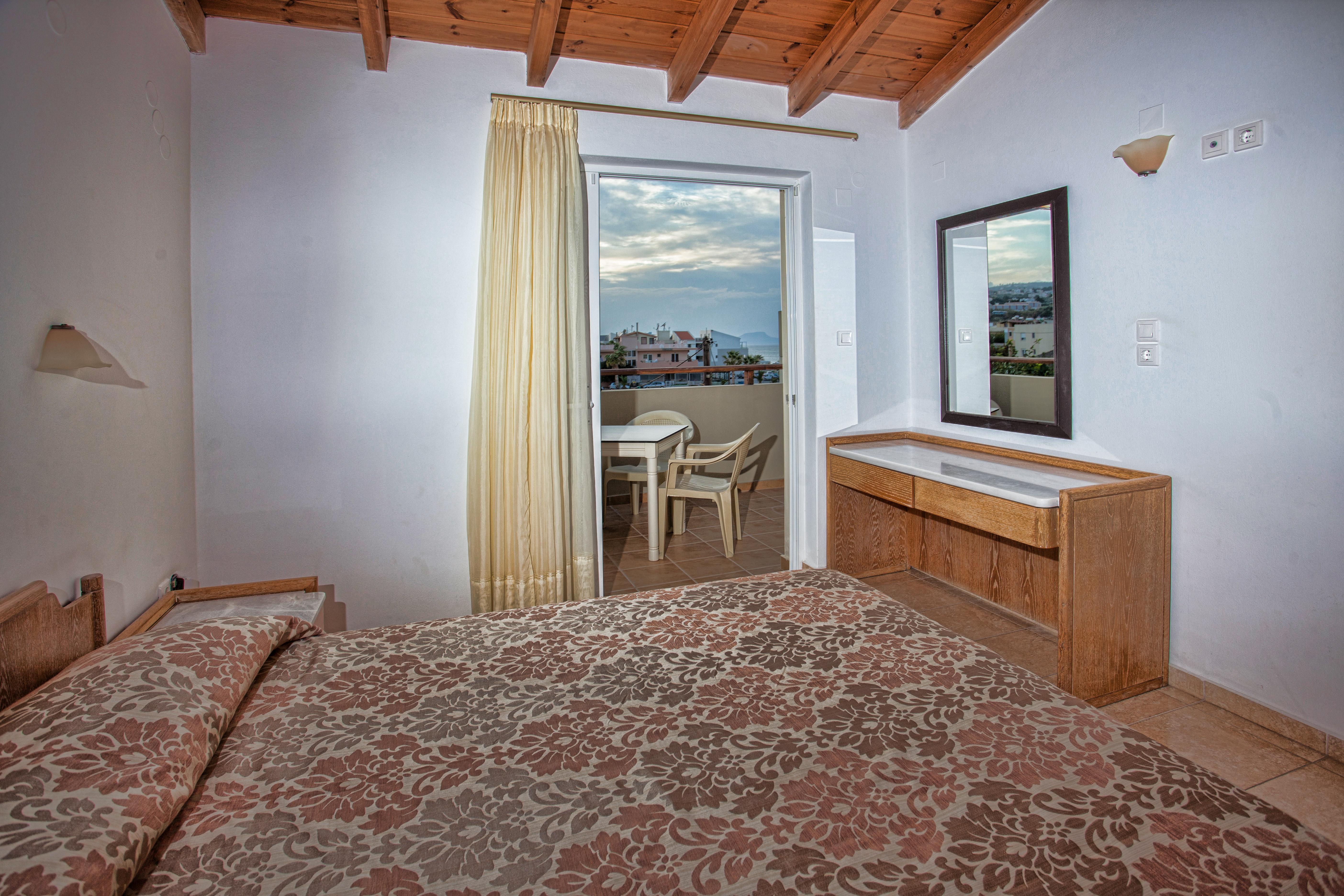 Ilian Beach & Apartments Rethymno  Exterior photo