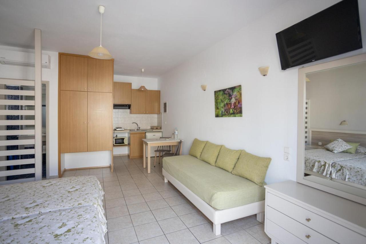 Ilian Beach & Apartments Rethymno  Exterior photo