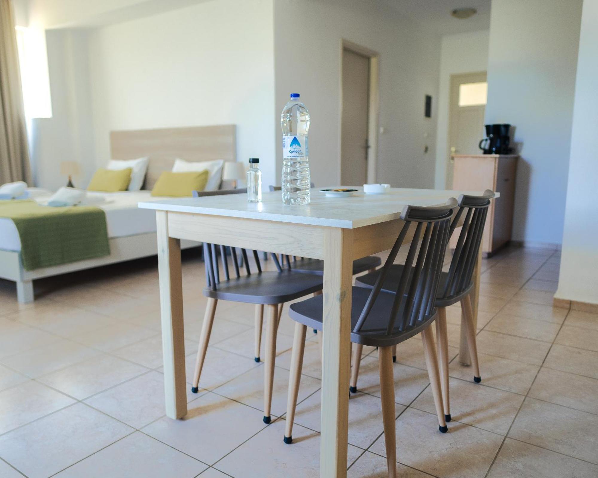 Ilian Beach & Apartments Rethymno  Exterior photo