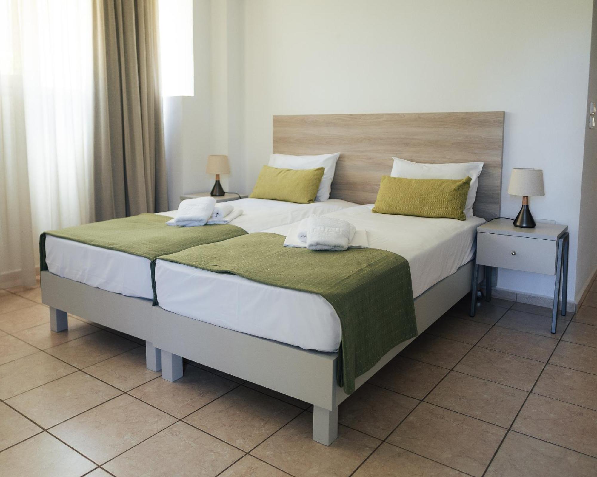 Ilian Beach & Apartments Rethymno  Exterior photo