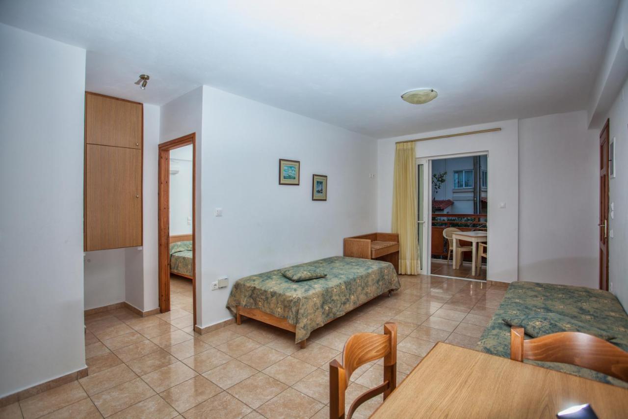 Ilian Beach & Apartments Rethymno  Exterior photo